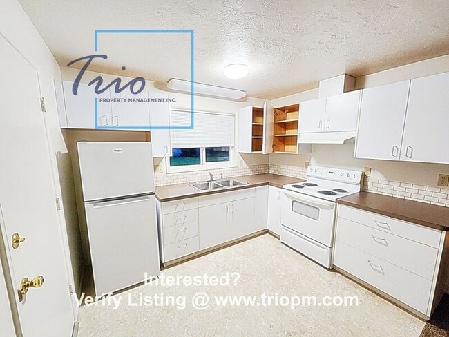 Building Photo - 817 E 35th Pl