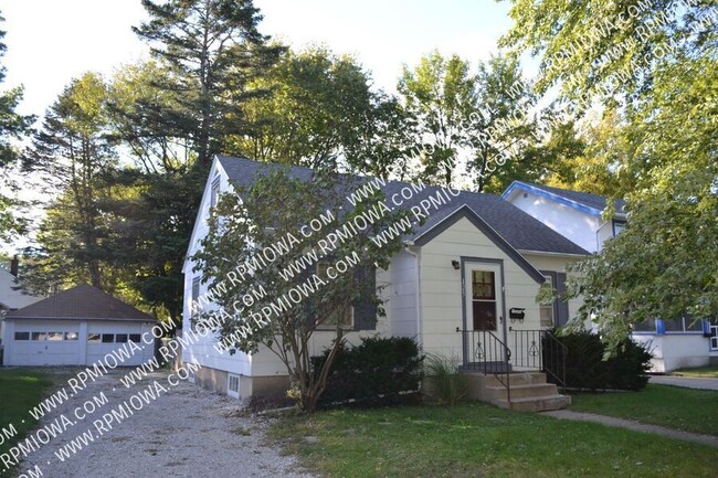 Primary Photo - 125 S Hazel Ave