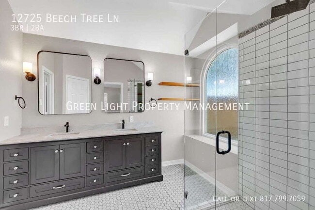 Building Photo - 12725 Beech Tree Ln