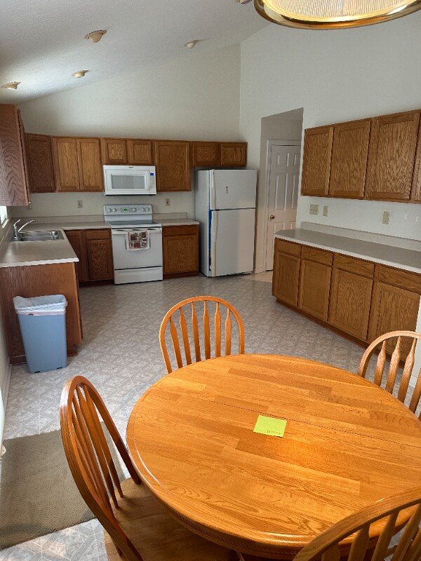 Building Photo - 5511 Benpatrick Ct