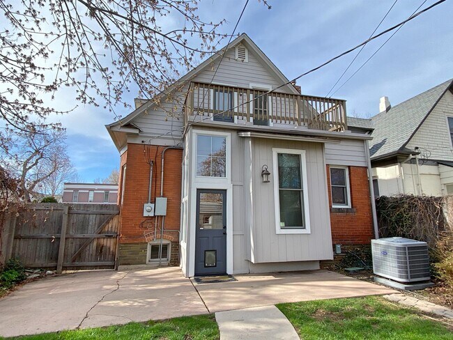 Building Photo - 2445 W 37th Ave