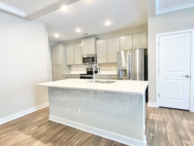 Building Photo - 1008 Celia Ct