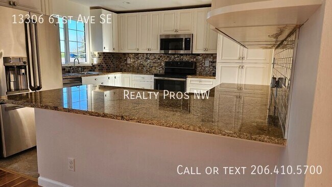 Building Photo - 13306 61st Ave SE