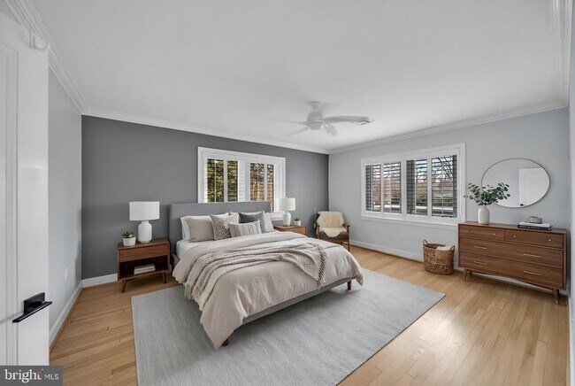 Building Photo - 5306 Bradley Blvd