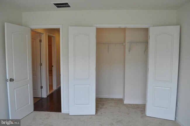 Building Photo - 43311 Novi Terrace