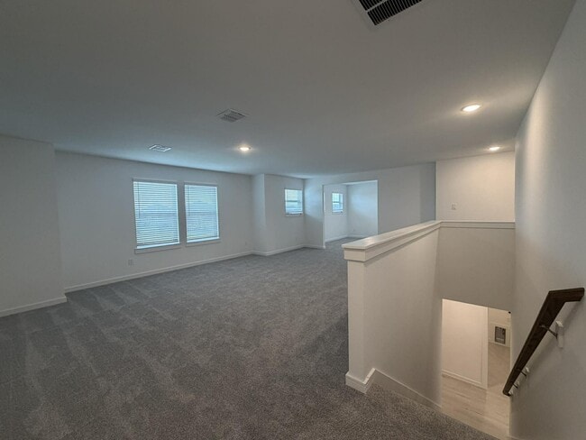 Building Photo - 4727 Bay Vista Dr