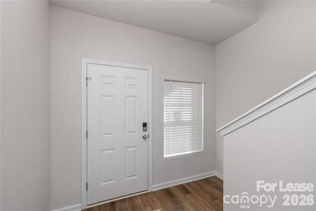 Building Photo - 1419 Amhurst St