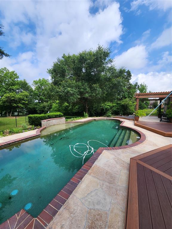 Building Photo - 8440 Majestic Lake Ct