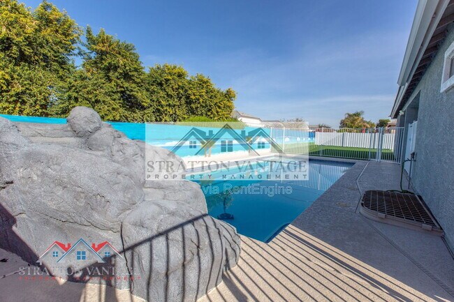 Building Photo - 21748 E Escalante Rd