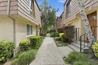 Building Photo - 4081 Yankee Dr