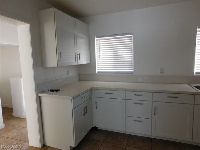 Building Photo - 4524 Fulton Pl