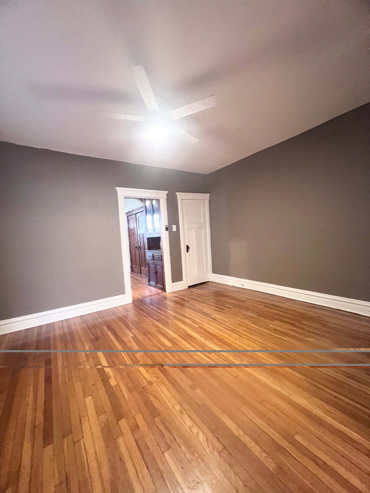 Building Photo - 4221 Botanical Ave