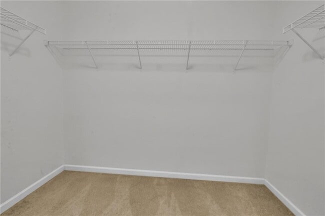 Building Photo - 749 Scotland Dr