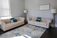 Building Photo - Luxury Craftsman Retreat