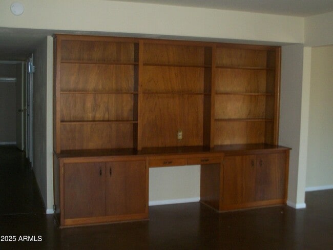 Building Photo - 3938 W Marlette Ave