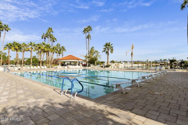 Building Photo - 1737 E Cortez Dr