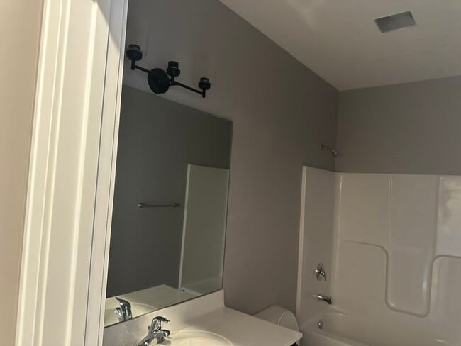 Building Photo - 4609 Castle Pines Dr
