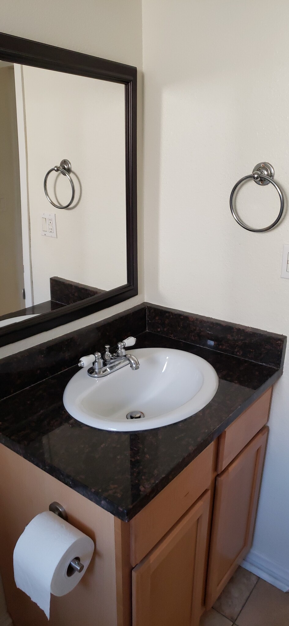 Bathroom vanity with granite counter - 1045 Pennsylvania Street