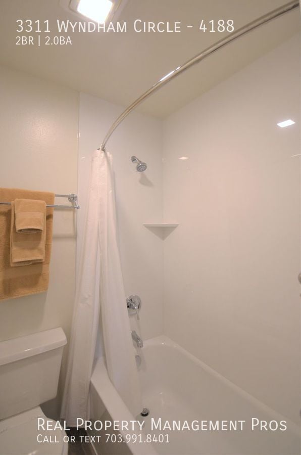 Building Photo - 3311 Wyndham Cir