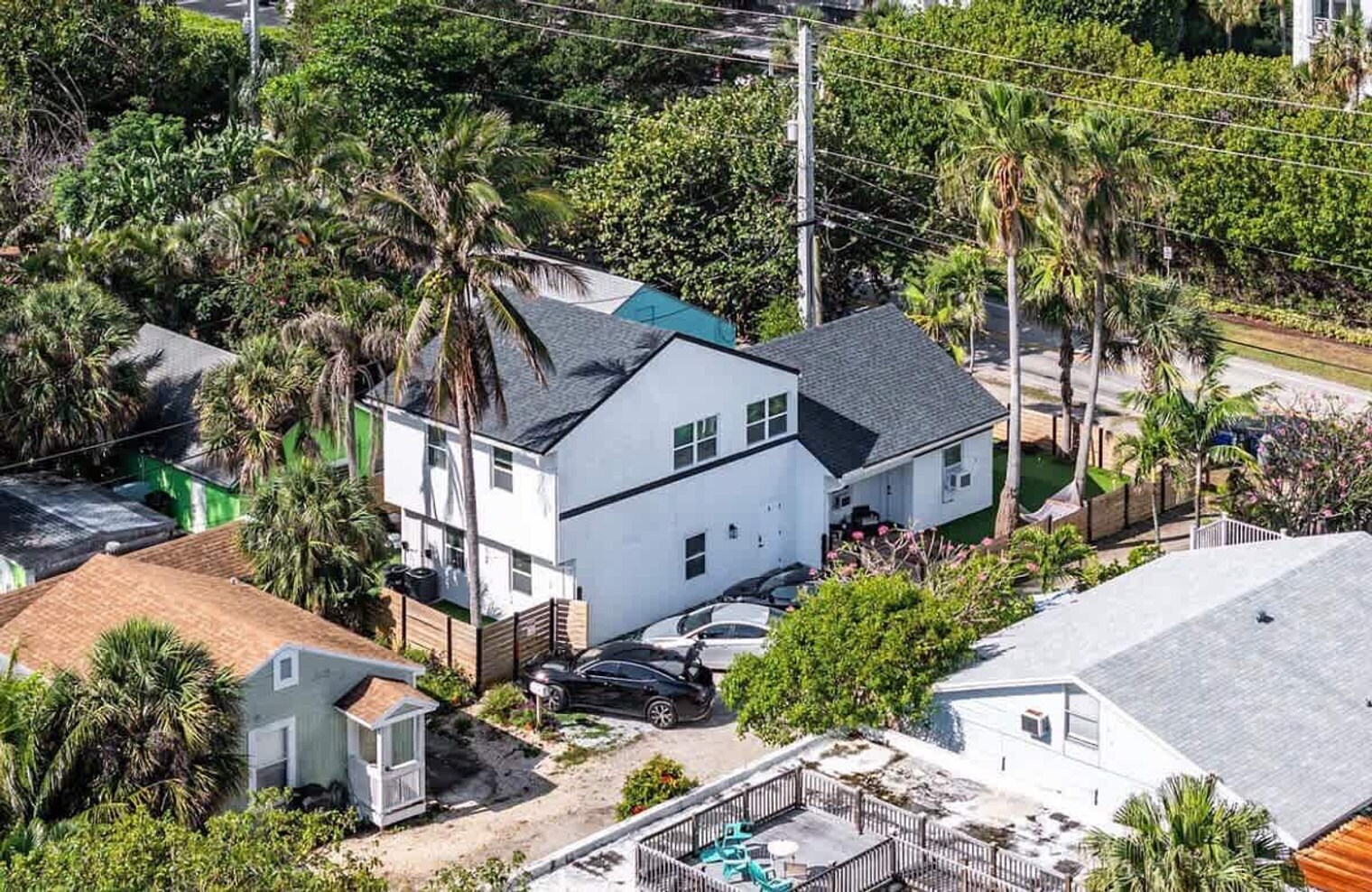 Building Photo - 4603 N Ocean Blvd