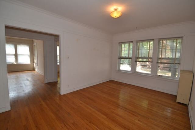 Building Photo - 5023 N Winchester Ave