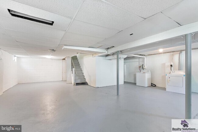 Building Photo - 353 Blackwood Clementon Rd