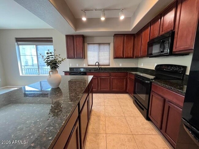 Building Photo - 2150 W Alameda Dr