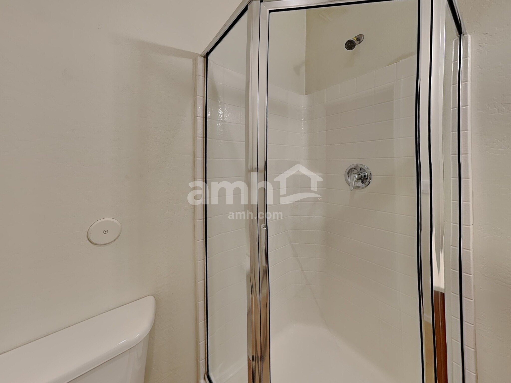 Building Photo - 8940 W Olive Ave