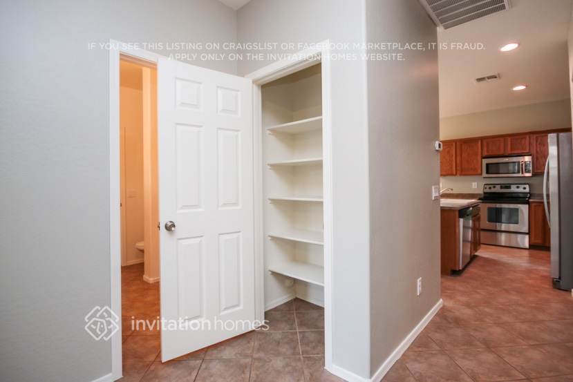 Building Photo - 17523 N 169th Dr
