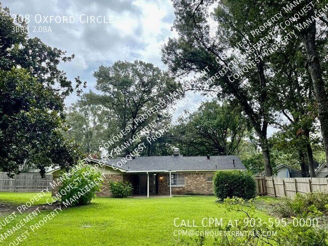 Building Photo - 708 Oxford Cir