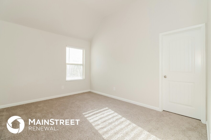 Building Photo - 194 Randy Way