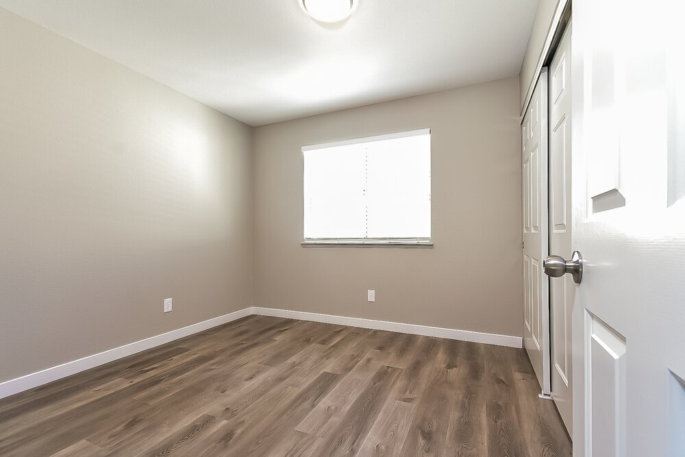 Building Photo - 7929 Dover Shores Ave