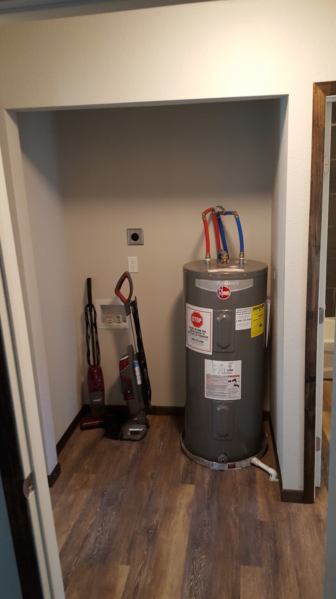 Building Photo - 1145 N 3rd St