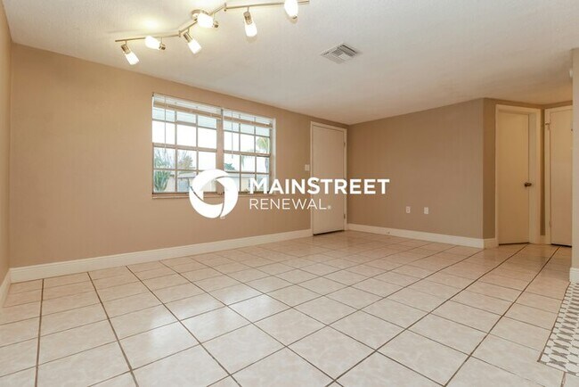 Building Photo - 3 Bedroom Pet-Friendly Home in Port Richey...