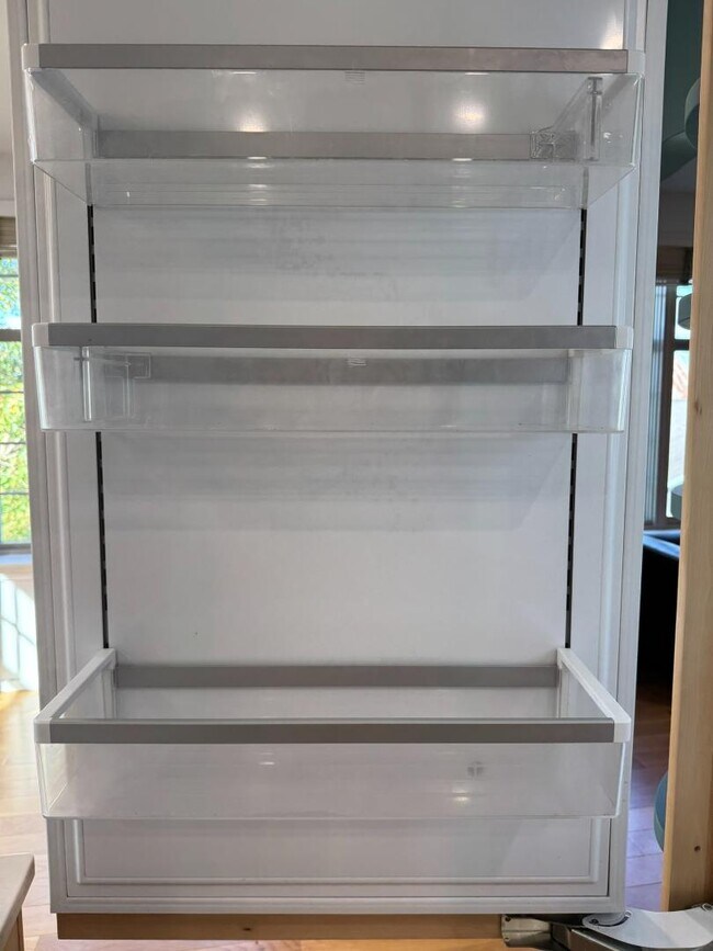 Building Photo - 1525 N Front St