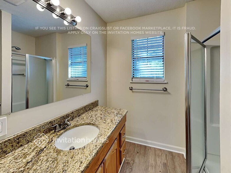 Building Photo - 505 Southmoor Cir