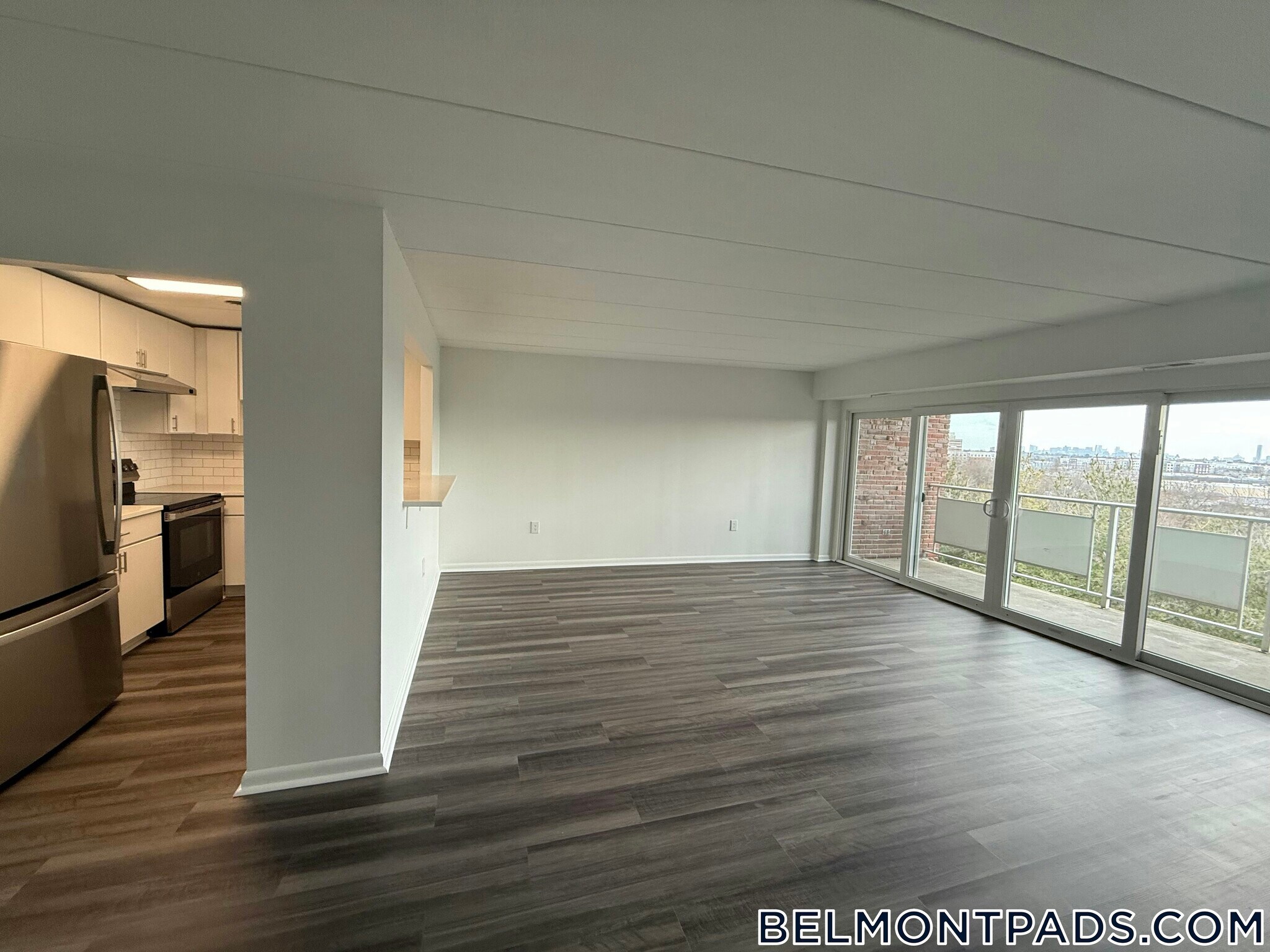 Building Photo - 53 Hill Rd