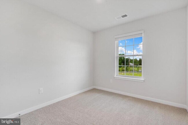 Building Photo - 16525 Green Glade Dr