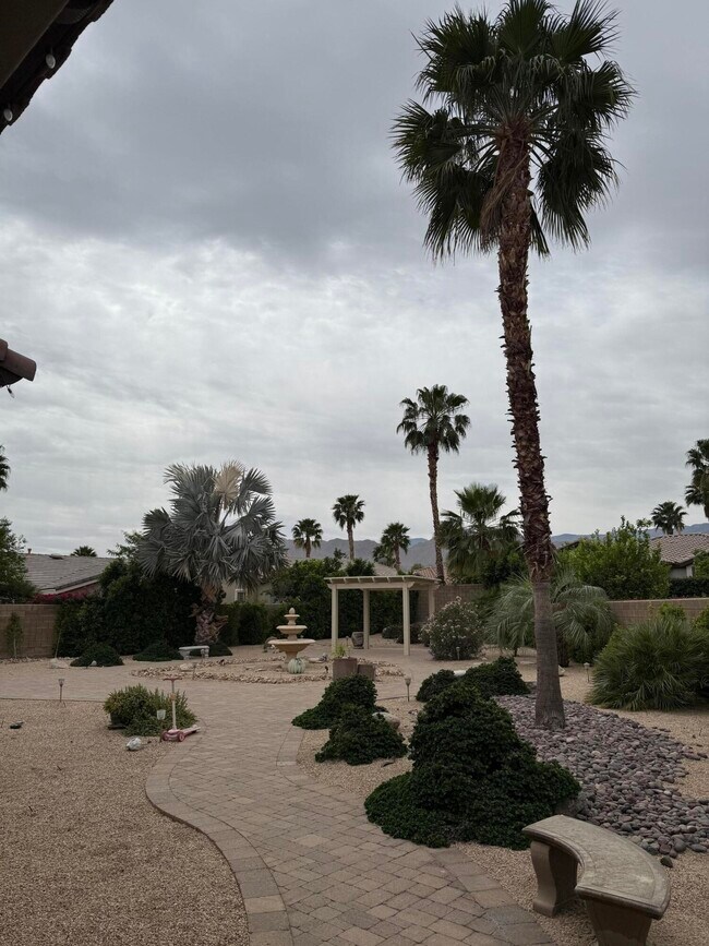 Building Photo - 60316 Aloe Cir