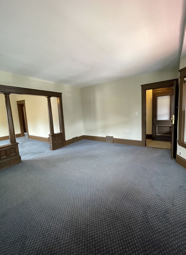 Living Room - View Opposite Front Door - 1895 W 73rd St