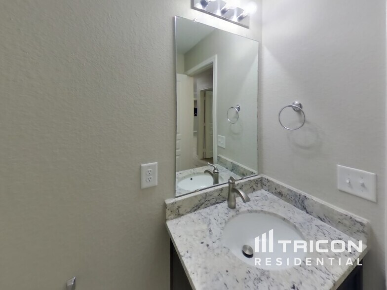Building Photo - 9922 Orchid Spring Ln