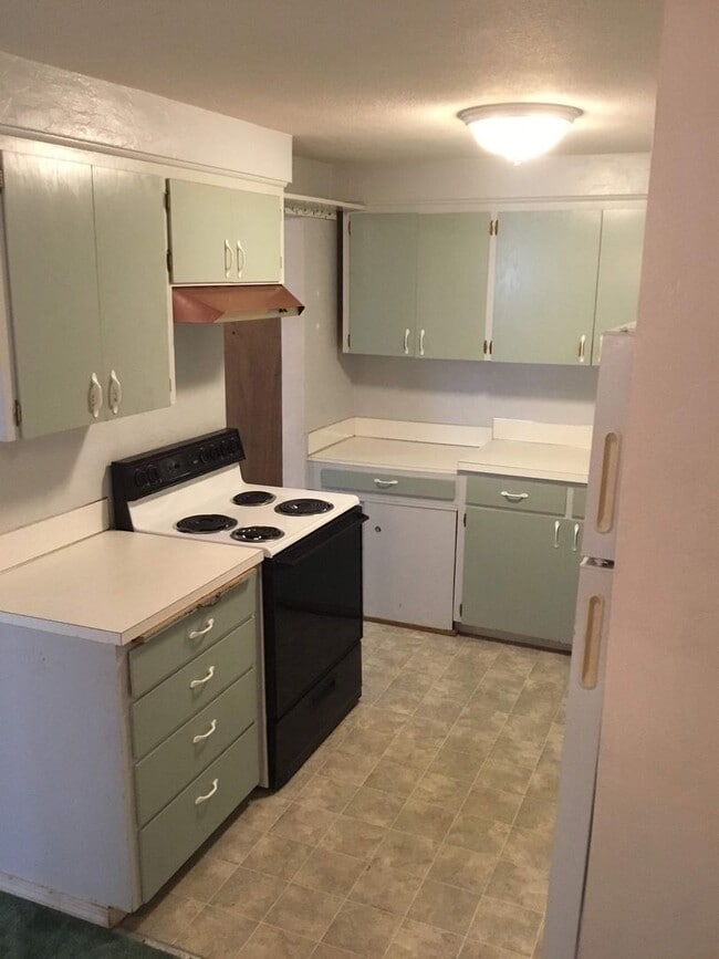 Building Photo - 2 Bedroom Duplex in Santa Clara Area