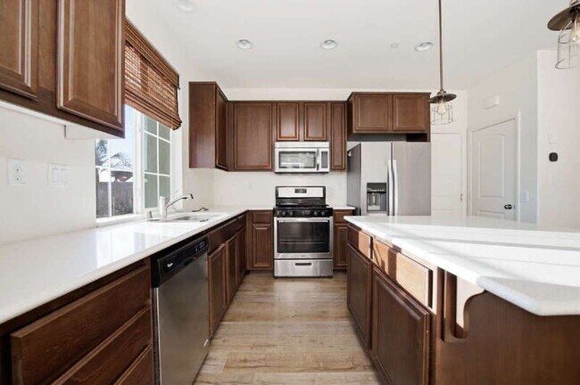 Building Photo - 1482 Franceschi Dr