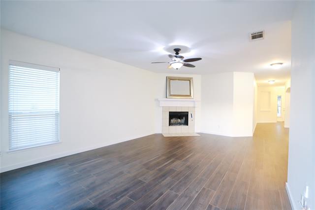 Building Photo - 2221 Rodgers Ln