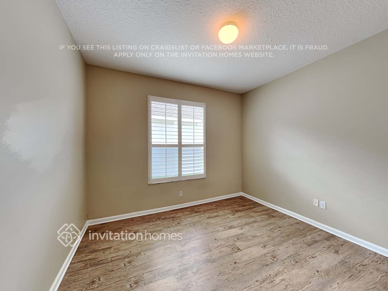 Building Photo - 384 Misty Oaks Run