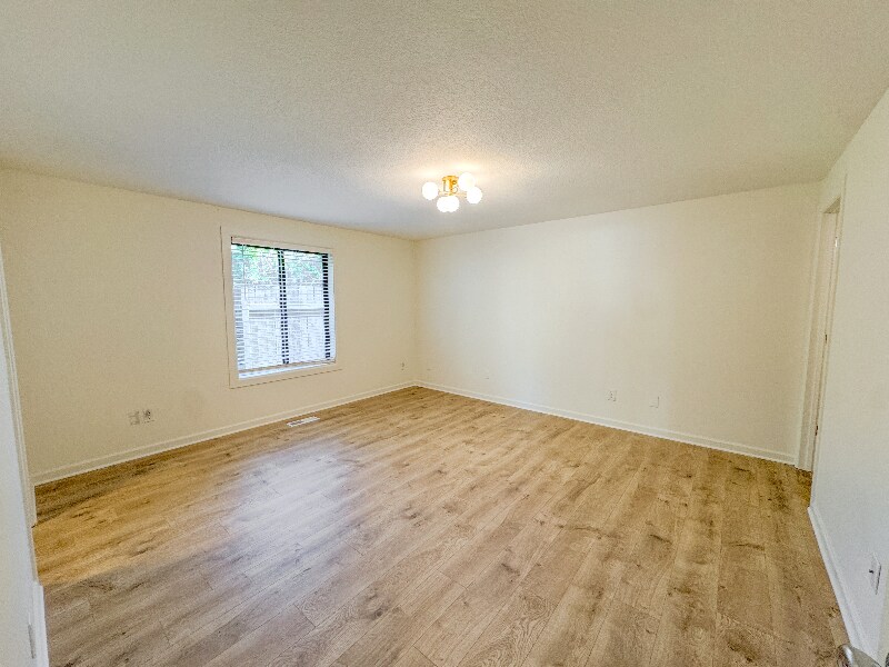 Building Photo - 12502 NE 19th St