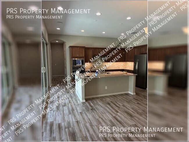 Building Photo - 4225 E Ronald St