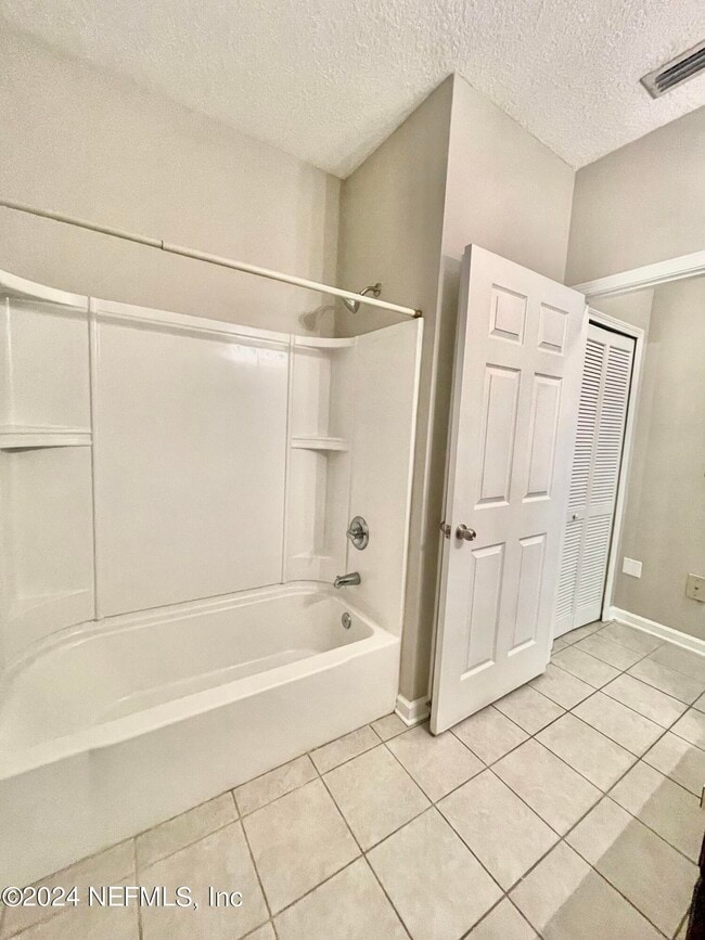 Building Photo - 4998 Key Lime Dr