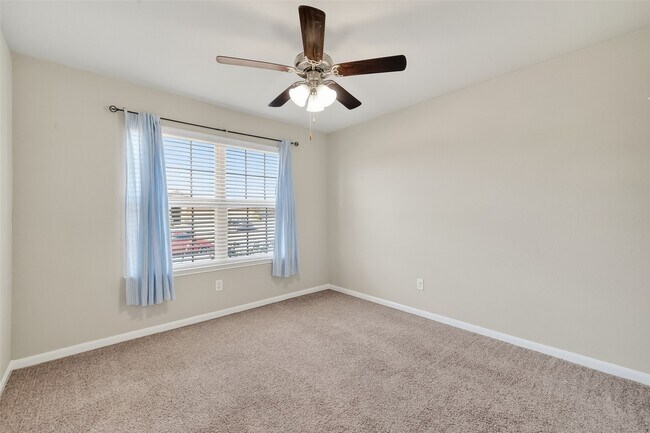 Building Photo - 3015 Lightles Manor Ct