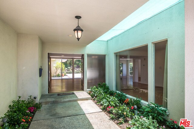Building Photo - 3318 Dona Maria Dr